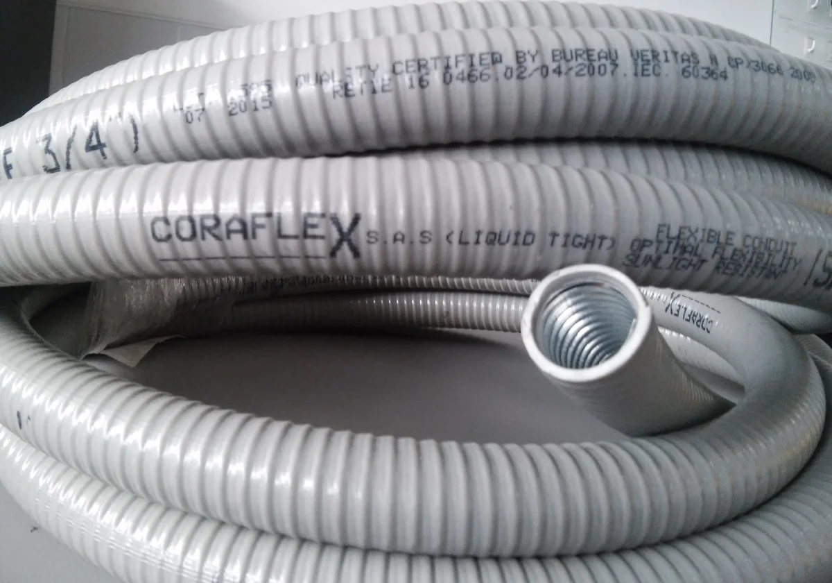 CORAFLEX Tuberia Flexible Conduit C/Forro Pesado PVC 1-1/2" - Coraflex BC000166