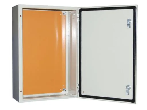 Sin marca indicada Tablero metálico hermético FNX ST4620, 600 × 400 × 200 mm, con placa de montaje, RAL 7035 Sin marca indicada Tablero metálico hermético FNX ST4620, 600 × 400 × 200 mm, con placa de montaje, RAL 7035 TAB-600-FNX